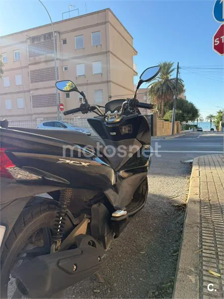 Honda PCX125 1590 € 2015 Alicante - 1