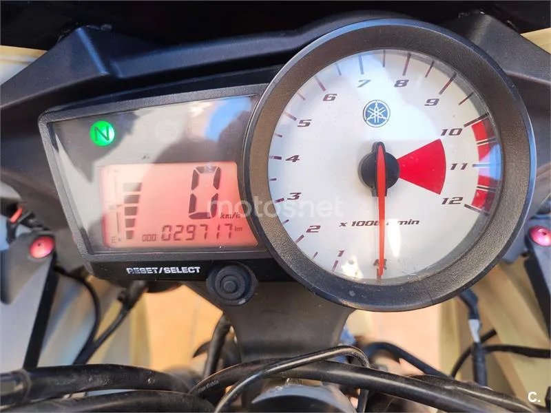 Yamaha YZF-R125 2499 € 2011 Sevilla - 1