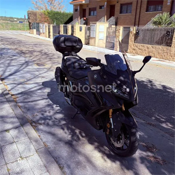 Yamaha TMAX 13.200 € 2024 Guadalajara - 1