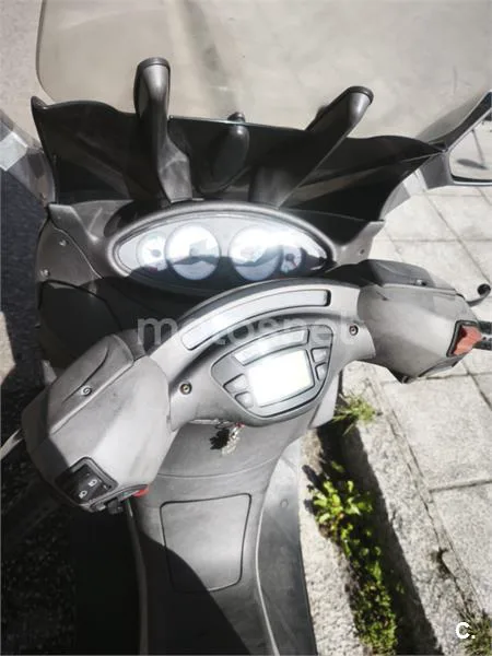 Piaggio X9 Evolution 125 1200 € 2006 Pontevedra - 1