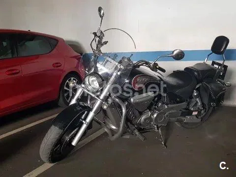 Hyosung ST7 2300 € 2014 Madrid - 1
