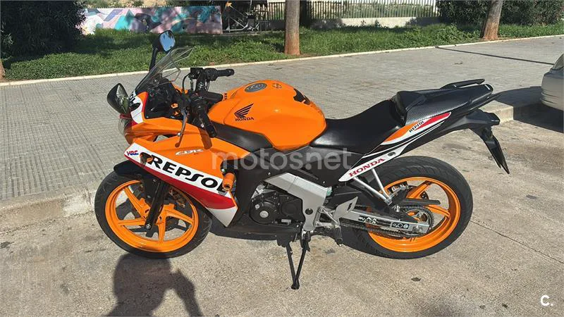 Honda CBR125R 2800 € 2015 Valencia - 1