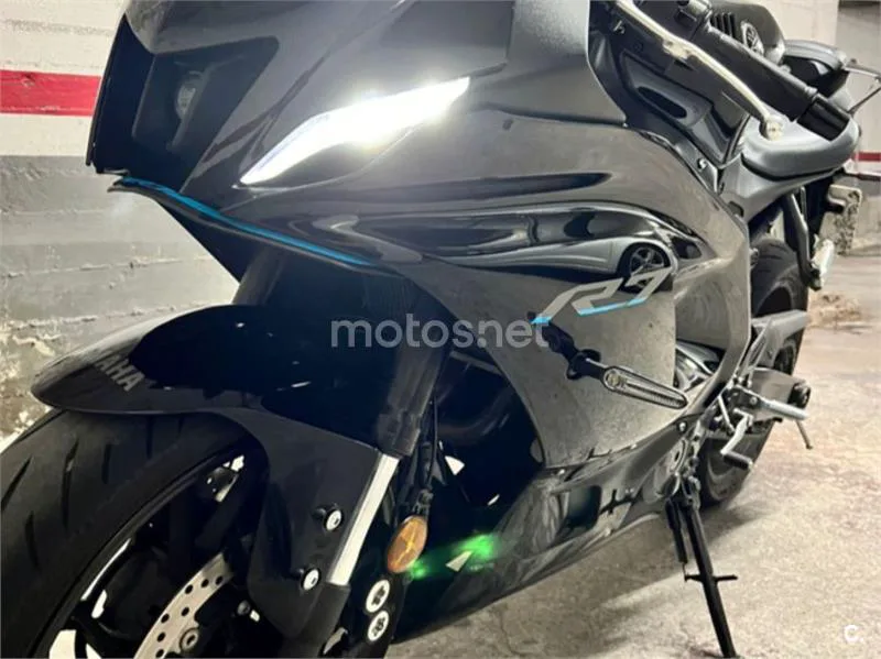 Yamaha YZF-R7 3900 € 2023 Madrid - 1