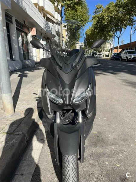Yamaha XMAX 300 4499 € 2022 Barcelona - 1