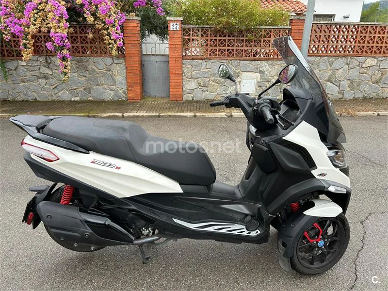 Piaggio MP3 400 Sport 5300 € 2022 Barcelona - 1