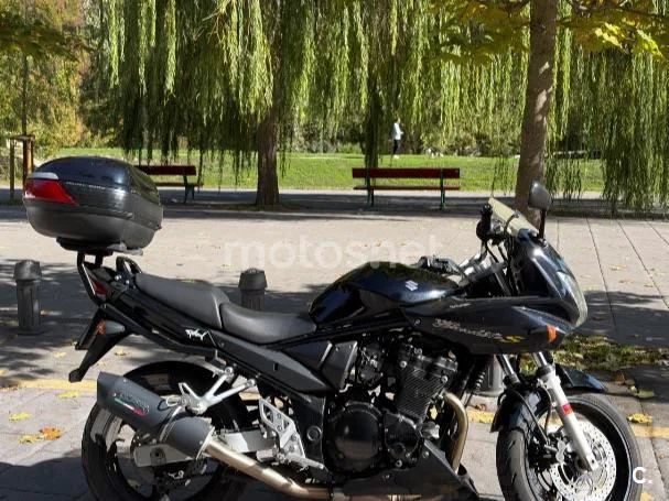 Suzuki Bandit 650S 2500 € 2005 Navarra - 1