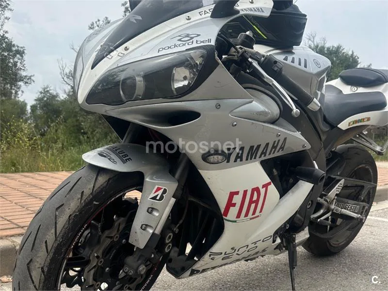 Yamaha YZF-R1 4500 € 2006 Girona - 1