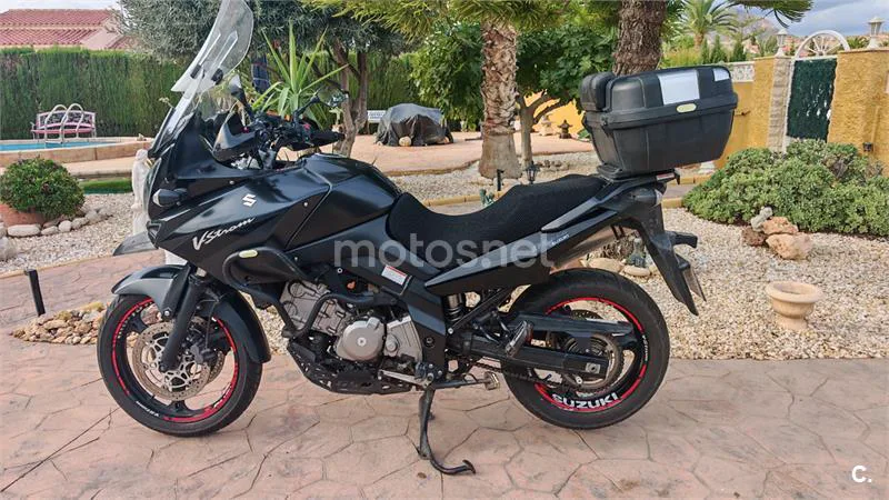 Suzuki V-Strom 650 3700 € 2005 Alicante - 1