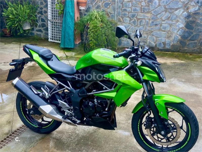 Kawasaki Z250SL 2900 € 2016 Sevilla - 1