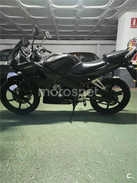 Honda CBR125R 2300 € 2008 Zaragoza - 1
