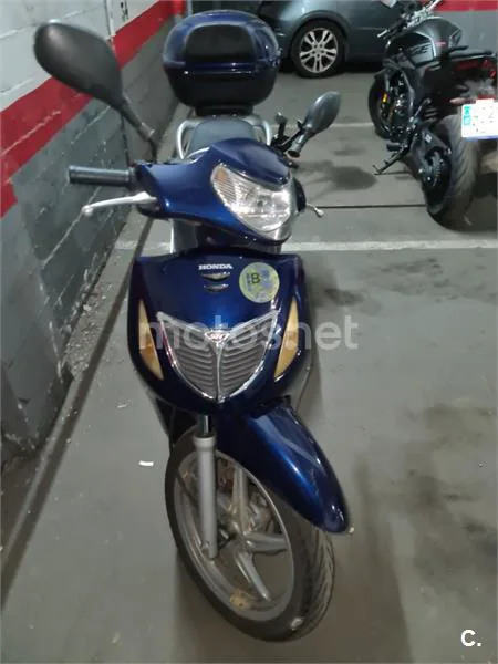 Honda SH150i 990 € 2004 Madrid - 1