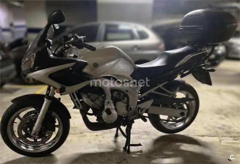 Yamaha FZ6 Fazer 1800 € 2004 Barcelona - 1