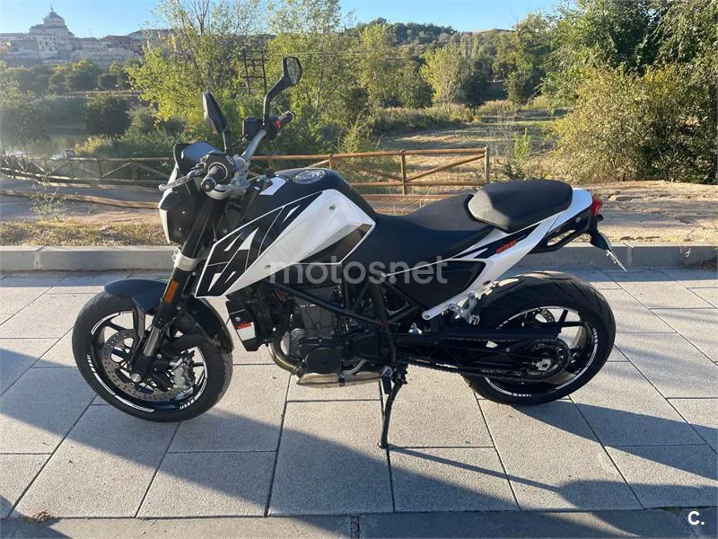 KTM 690 Duke 4000 € 2017 Valencia - 1