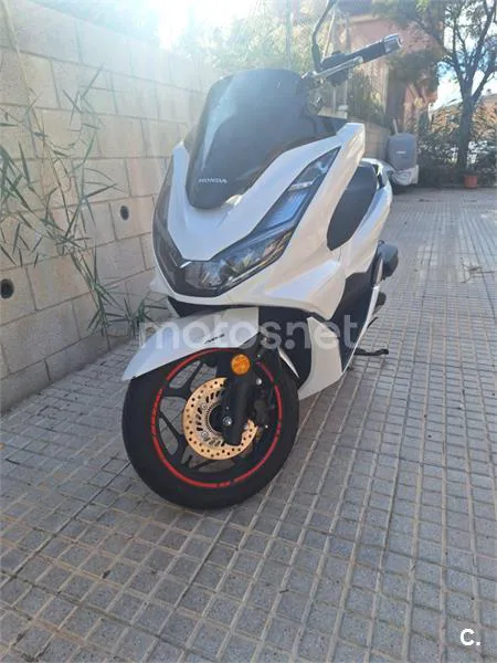 Honda PCX125 2800 € 2024 Málaga - 1