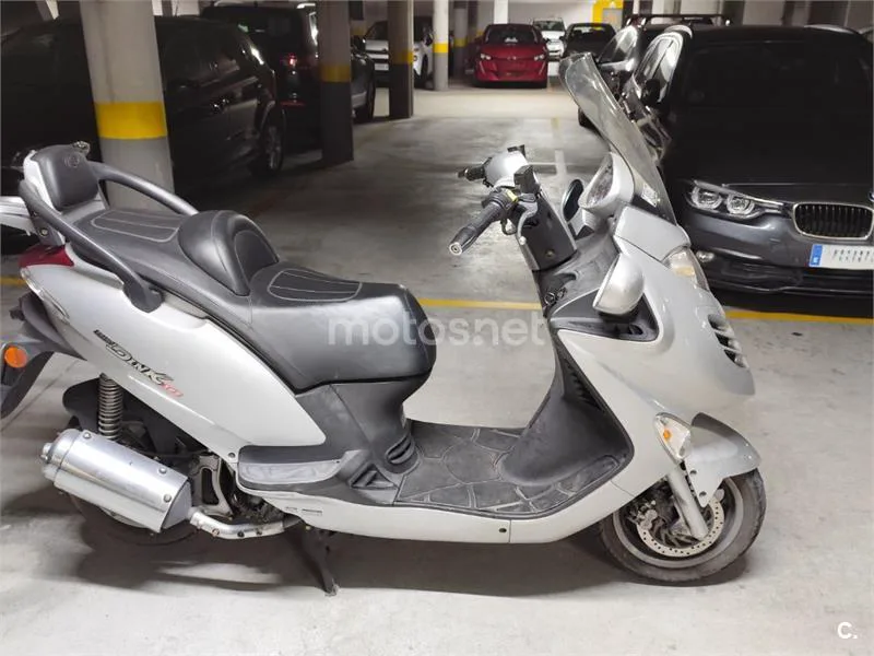 Kymco Grand Dink 125 1050 € 2006 Navarra - 1