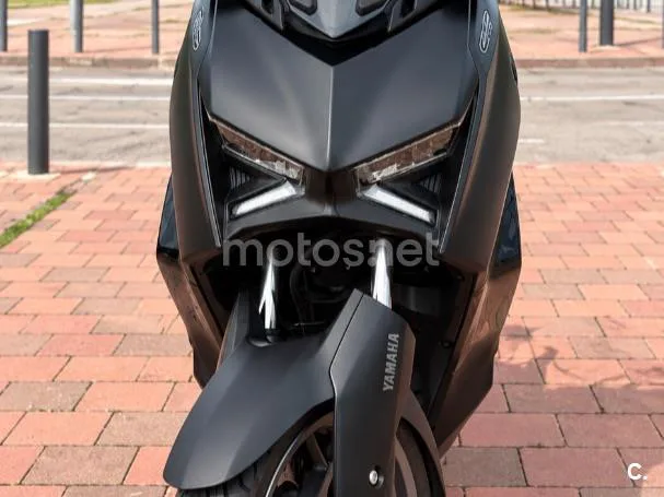 Yamaha XMAX 300 6250 € 2024 Barcelona - 1