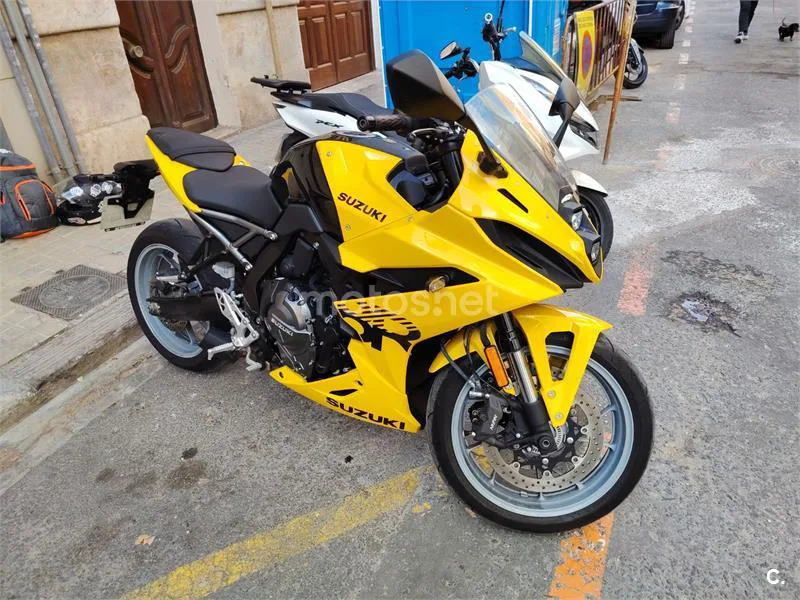 Suzuki GSX-8R 8400 € 2025 Valencia - 1