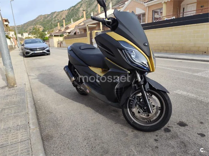 Kymco K-XCT 125i - Vista 1