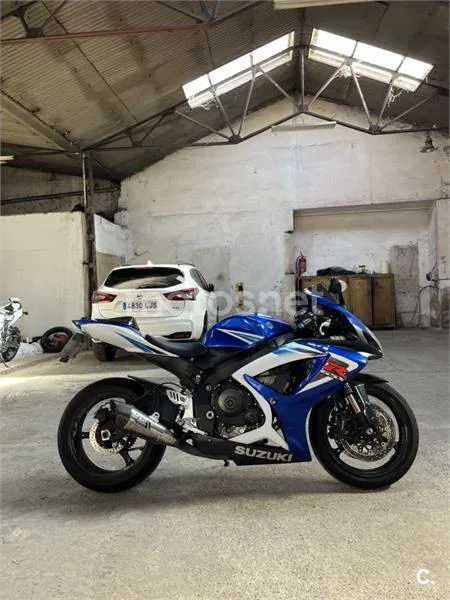 Suzuki GSX-R750 7170 € 2006 Palencia - 1