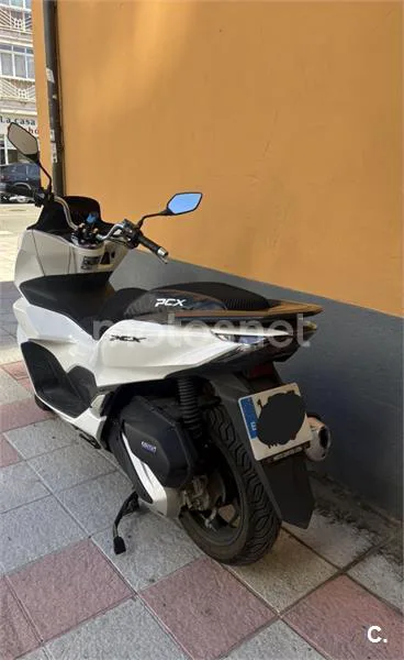 Honda PCX125 - Vista 1