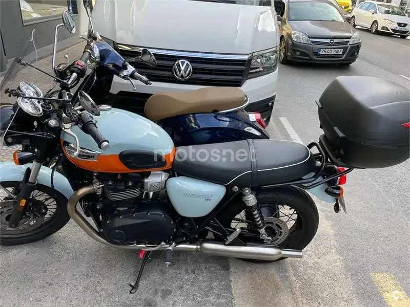 Triumph Bonneville T100 - Vista 1