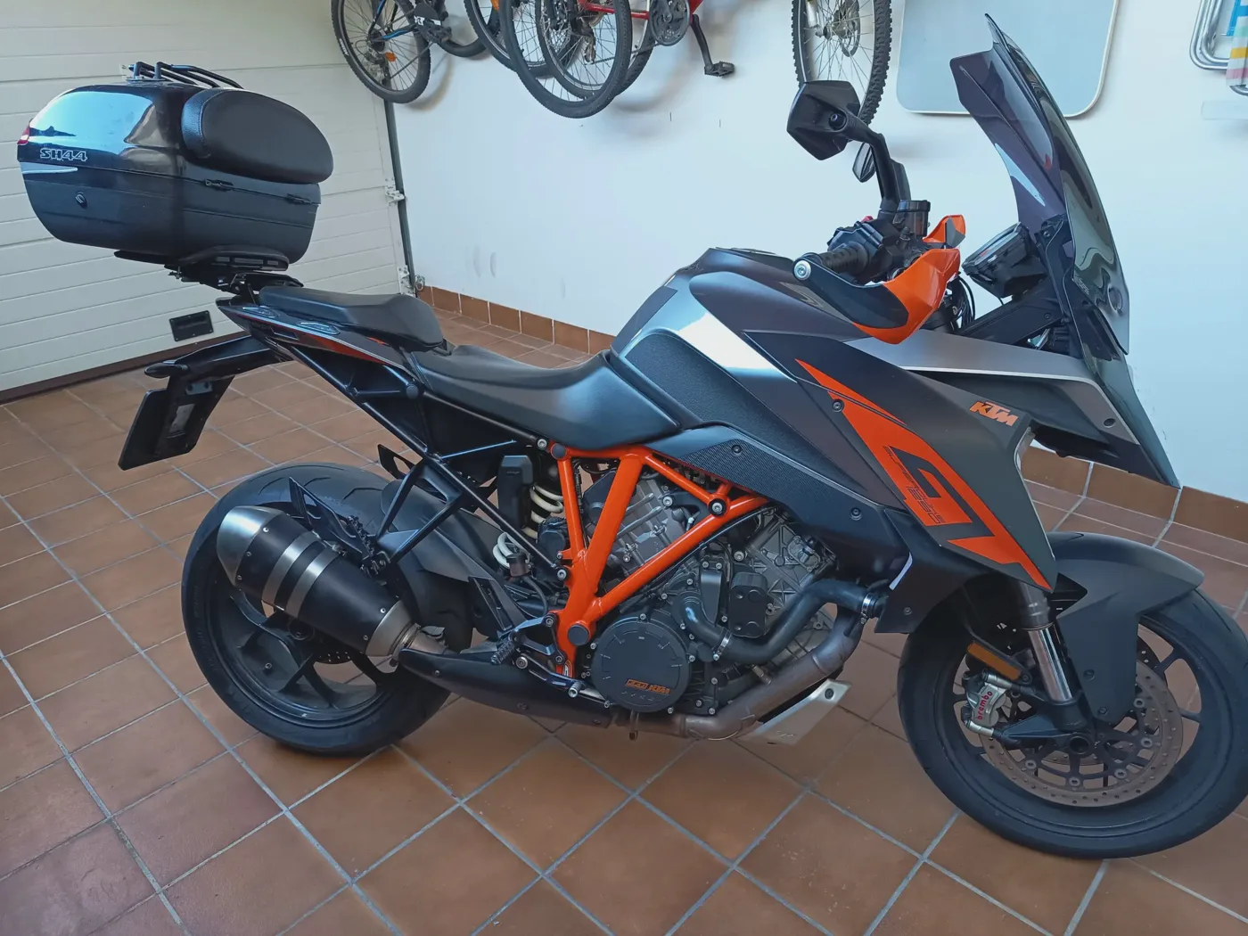 KTM 1290 Super Duke GT 8200 € 2016 Valladolid - 1