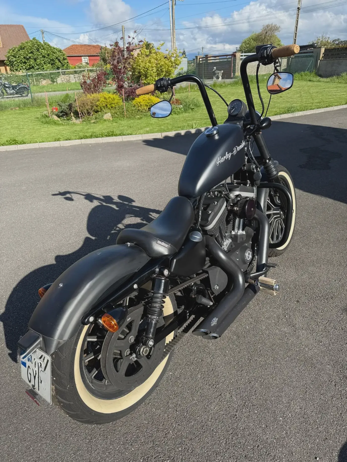 Harley-Davidson Iron 883 9700 € 2010 Asturias - 1