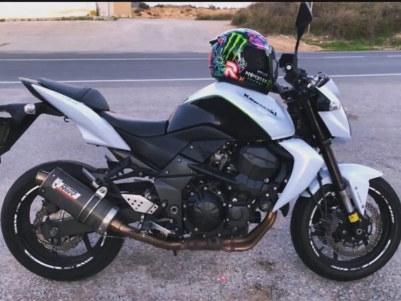 Kawasaki Z750 3200 € 2010 Alicante - 1