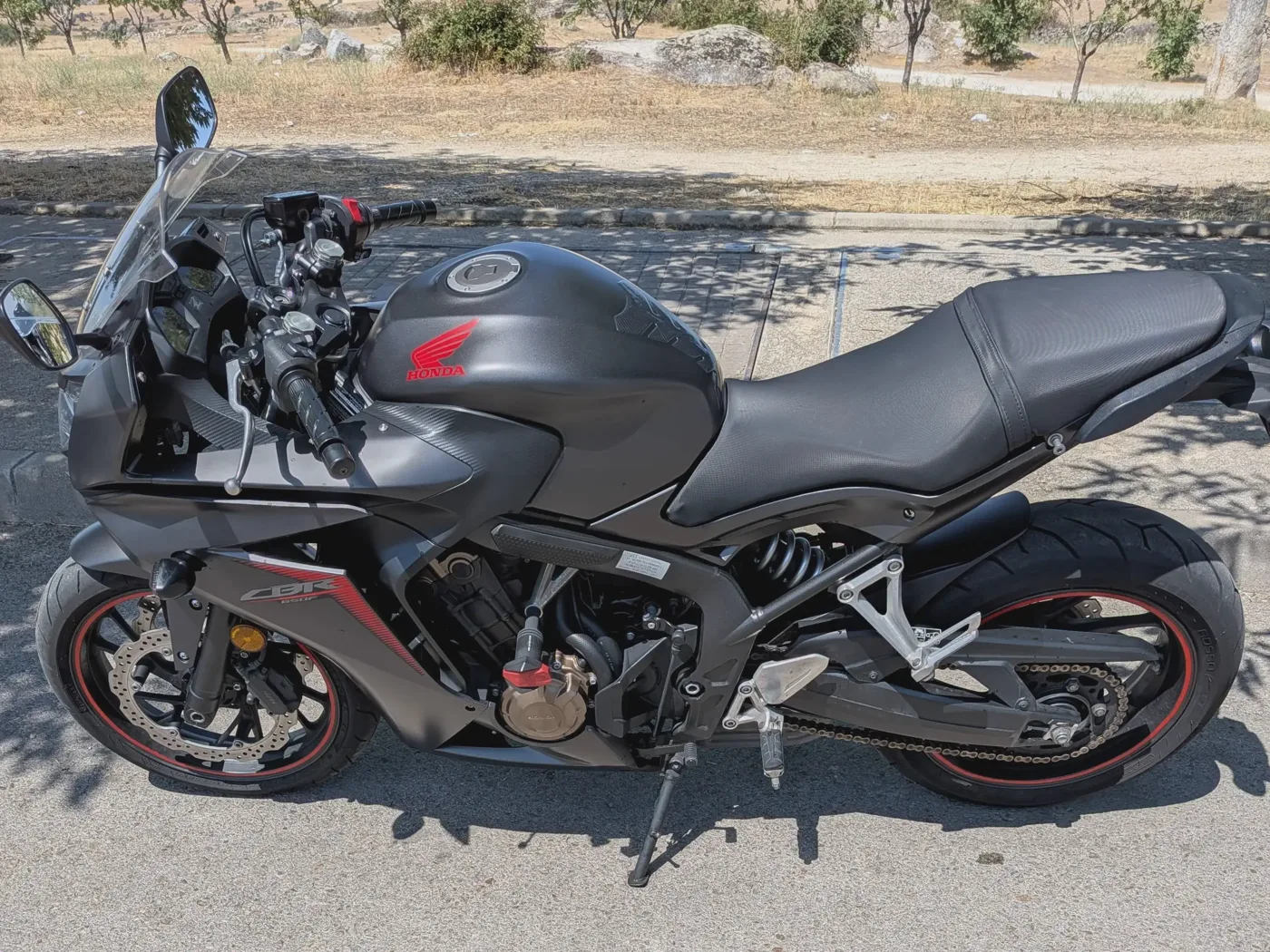 Honda CBR650R - Vista 1