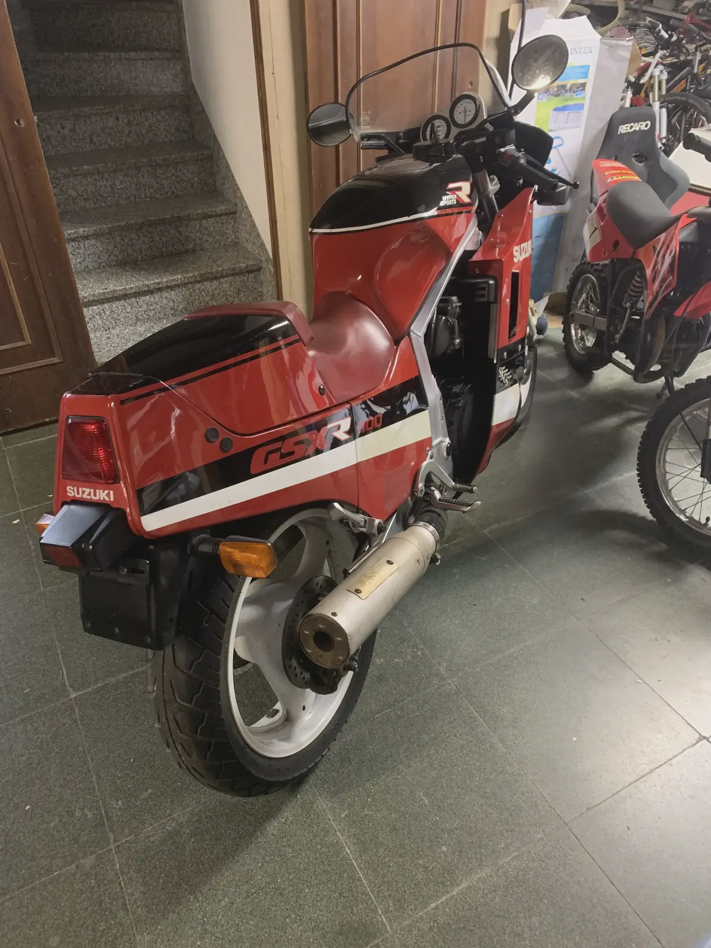Suzuki GSX-R1000 7000 € 1988 A Coruña - 1