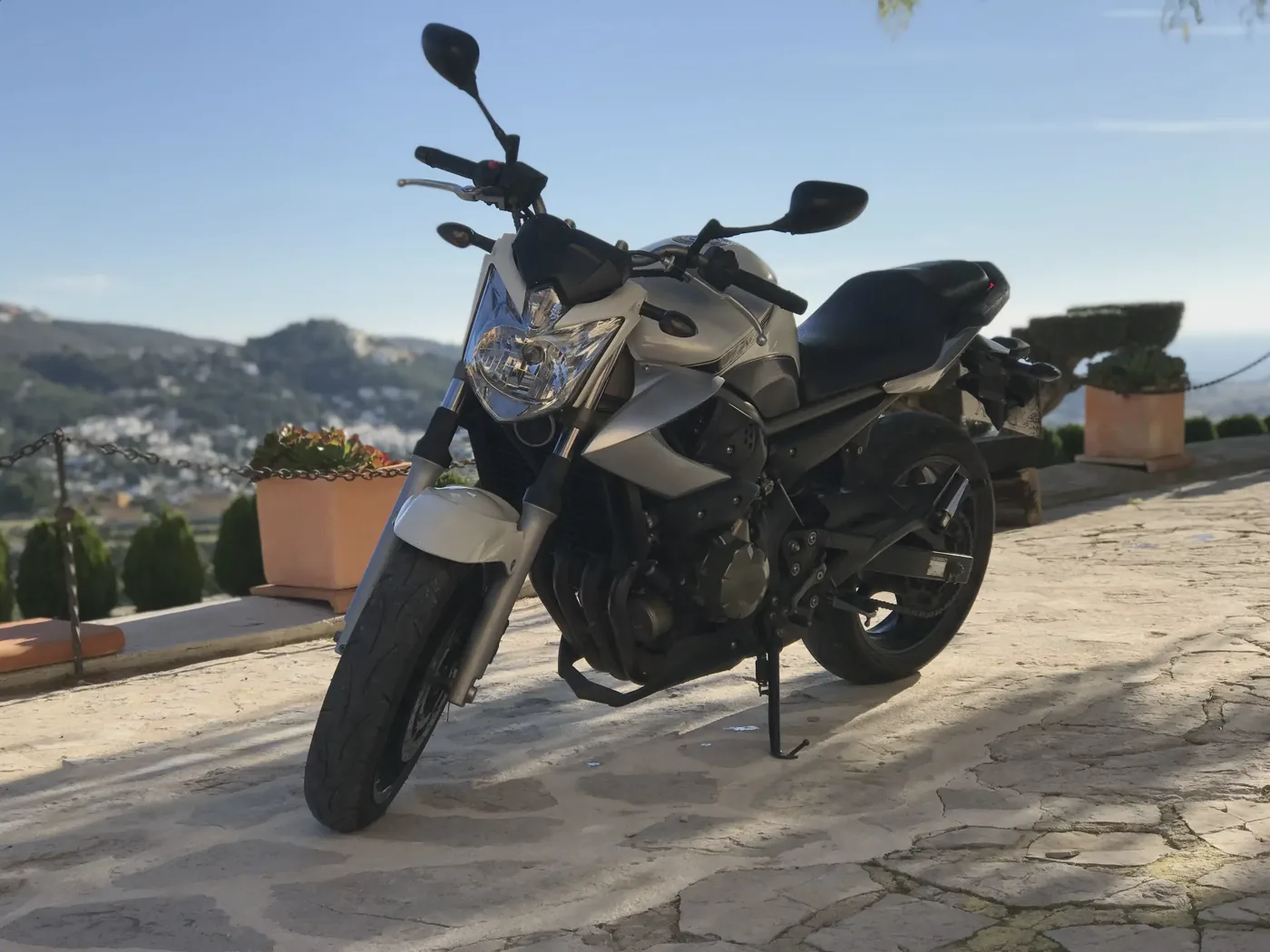 Yamaha XJ600 3600 € 2009 Alicante - 1
