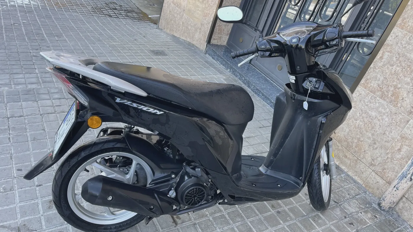 Honda Vision 110 - Vista 1