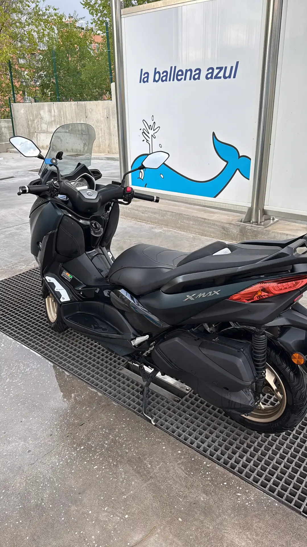 Yamaha XMAX 300 3600 € 2022 Madrid - 1