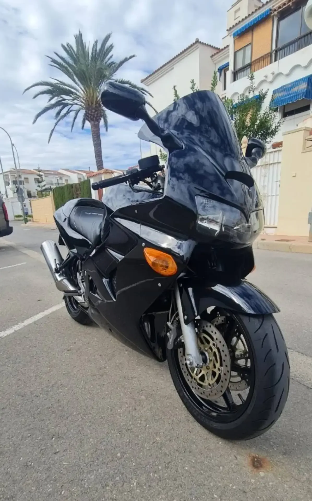 Honda VFR800F - Vista 1