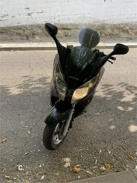 Honda S-Wing 125 - Vista 1