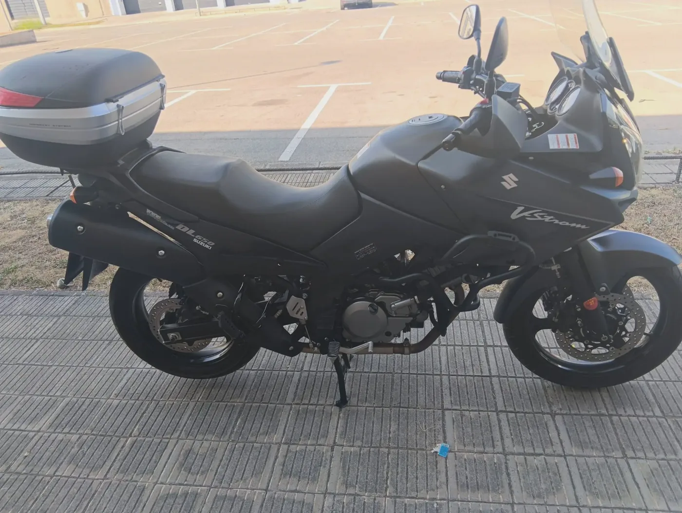 Suzuki V-Strom 650 - Vista 1