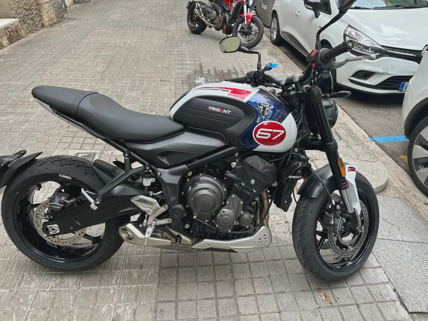 Triumph Trident 660 - Vista 1