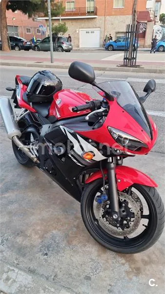 Yamaha YZF-R6 - Vista 1