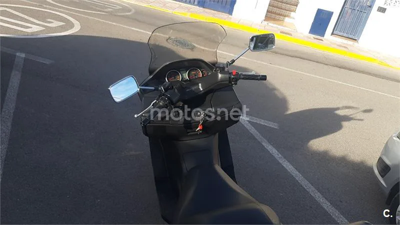 Suzuki Burgman 400 2000 € 2007 Alicante - 1
