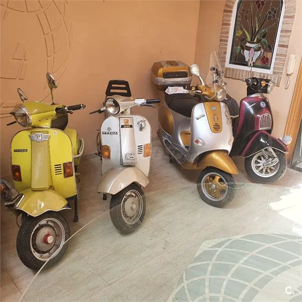 Vespa PX 200 Iris 1250 € 1980 Alicante - 1