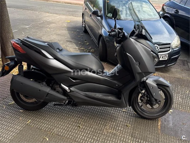 Yamaha XMAX 300 3990 € 2018 La Rioja - 1