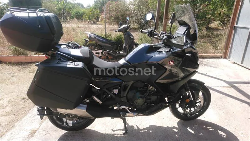 Honda NT1100 - Vista 1