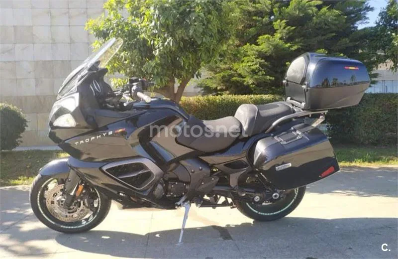 Triumph Trophy SE 7600 € 2016 Granada - 1
