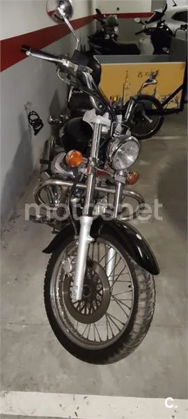 Suzuki Intruder LC 250 1100 € 2004 Sevilla - 1
