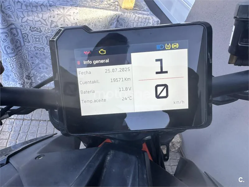 KTM 1290 Super Duke R 12.900 € 2022 Alicante - 1