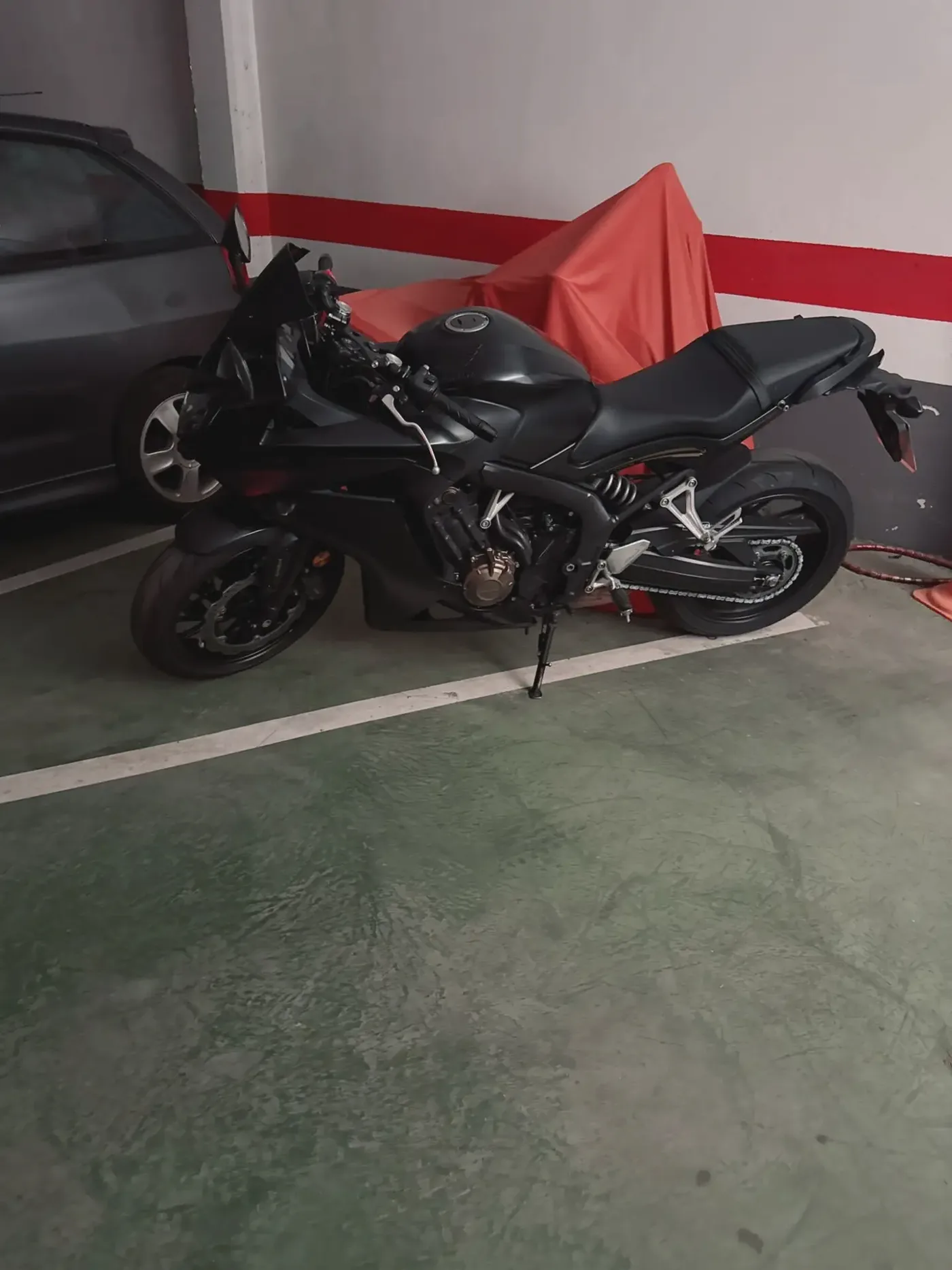 Honda CBR650R - Vista 1