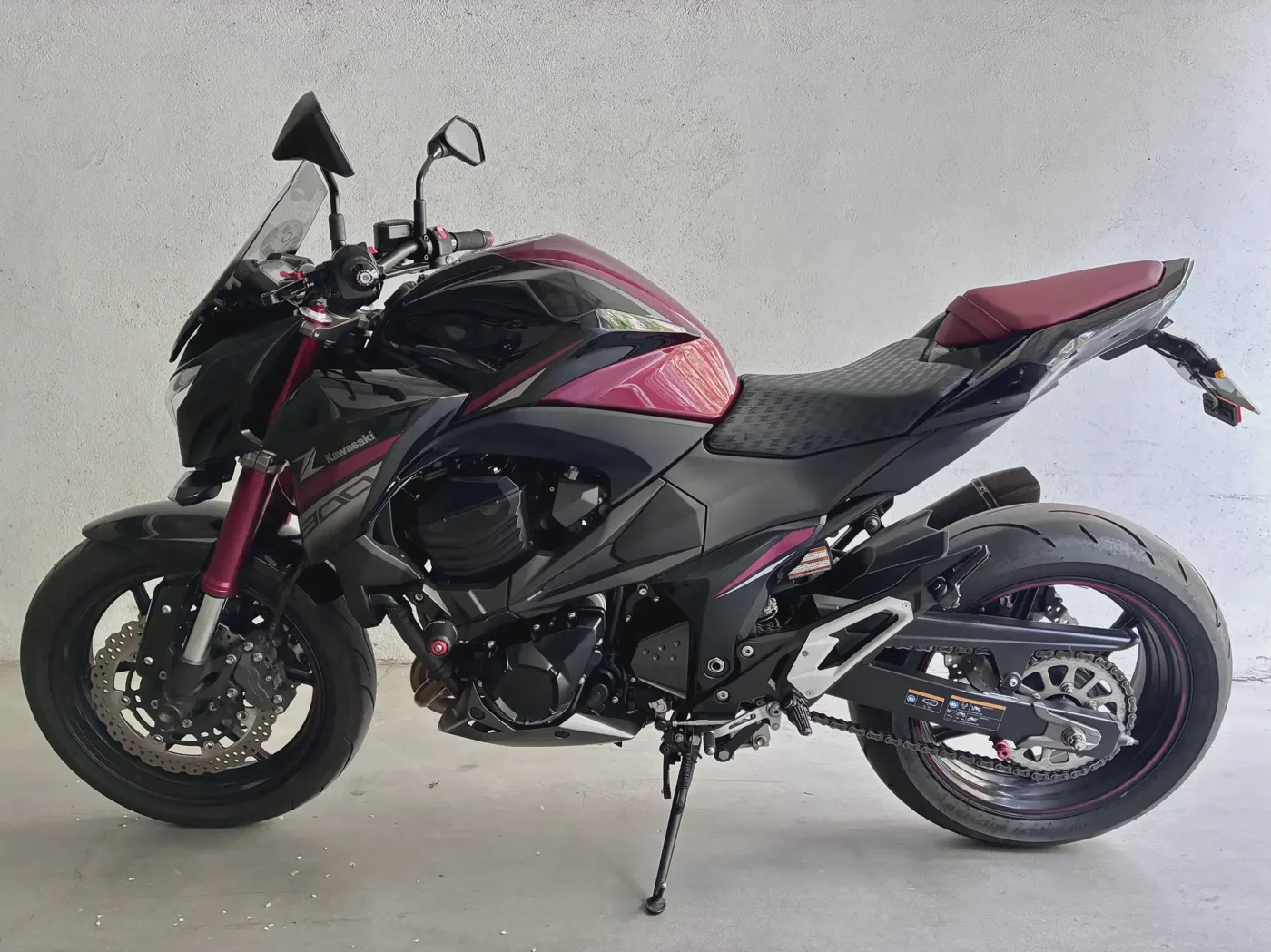 Kawasaki Z800 - Vista 1