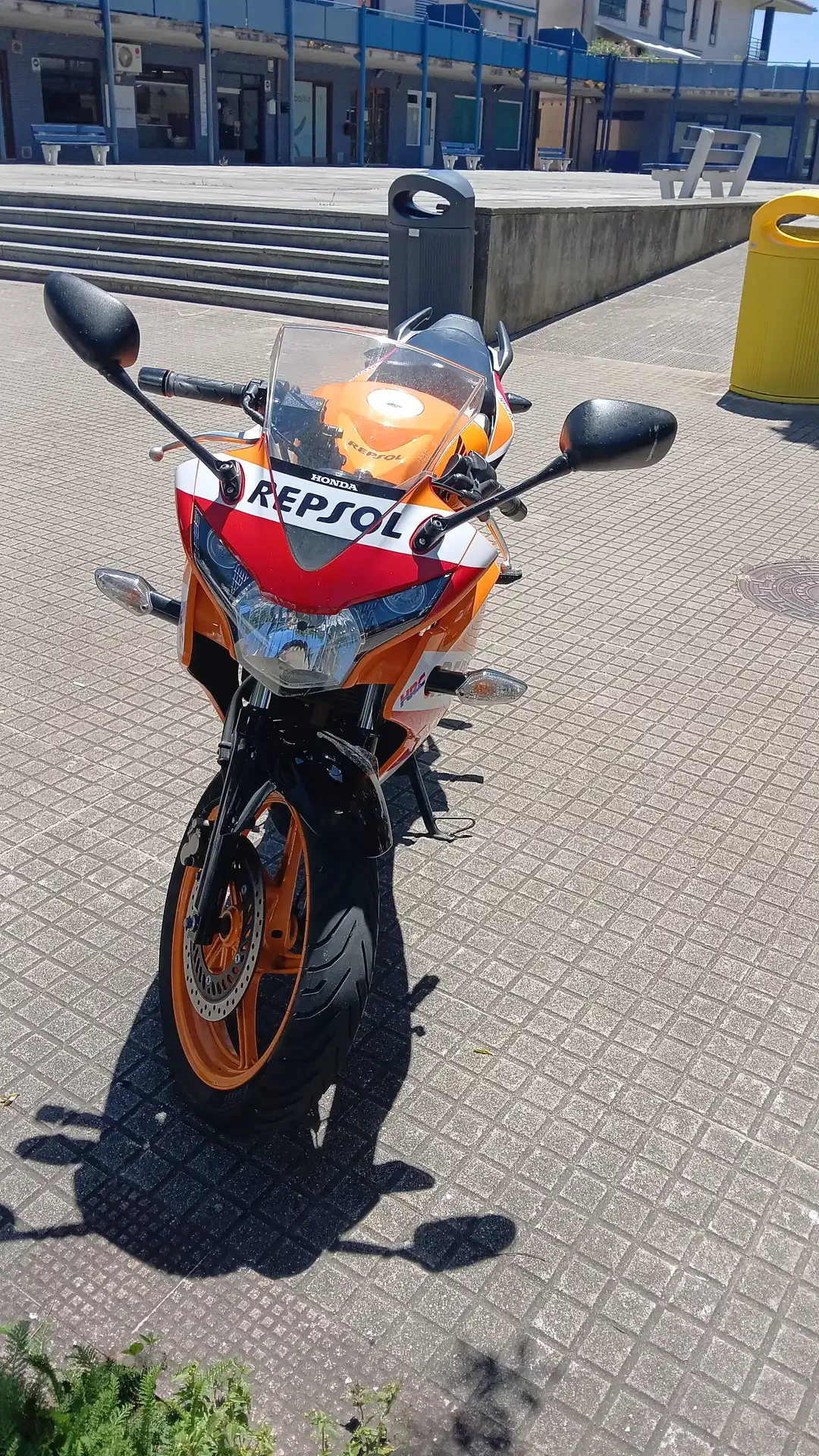 Honda CBR125R 1900 € 2015 Gipuzkoa - 1