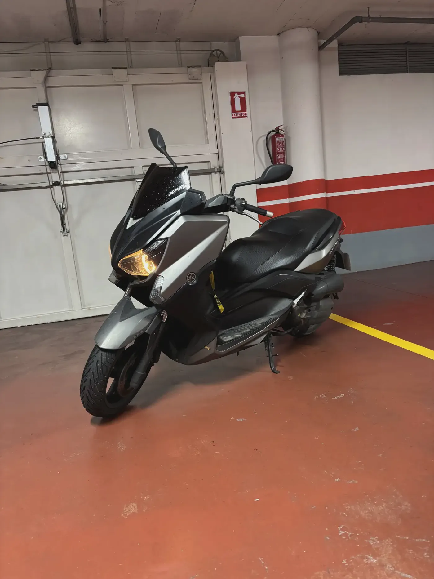 Yamaha XMAX 125 - Vista 1