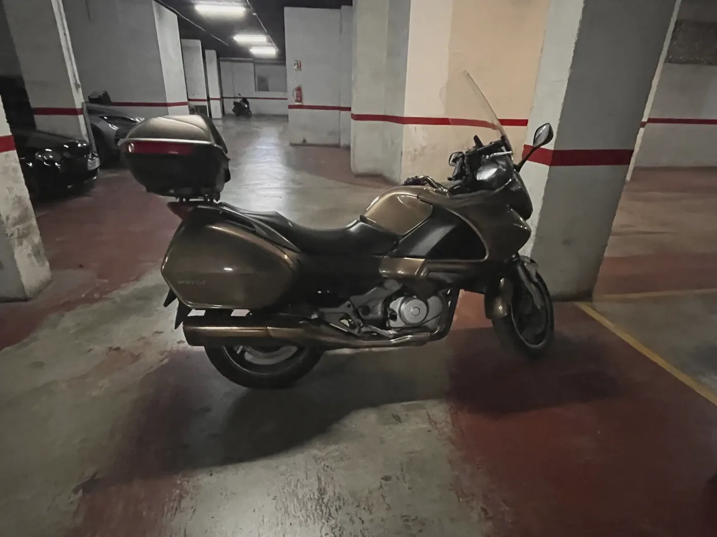 Honda Deauville 2700 € 2006 Valencia - 1